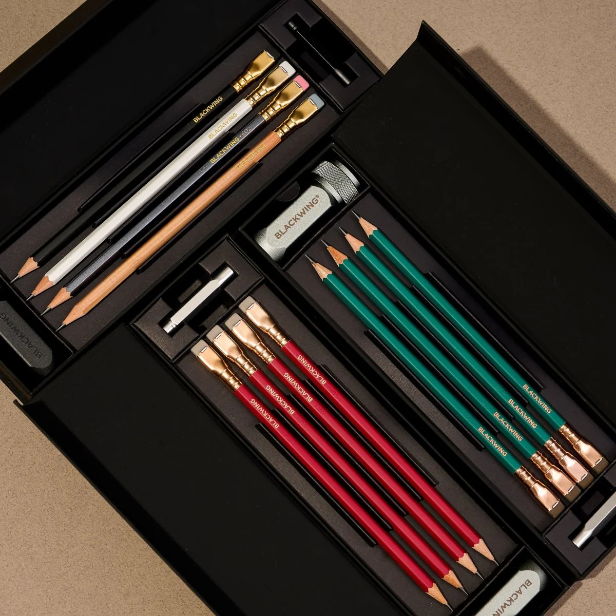 Blackwing Matte Red Pencil Essentials Set - Image 5