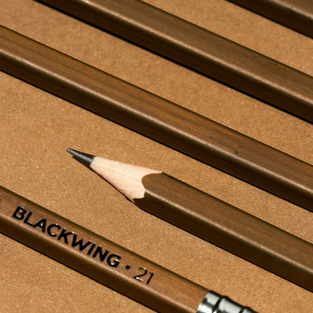 Blackwing Volume 21 - Set of 12 - Image 4