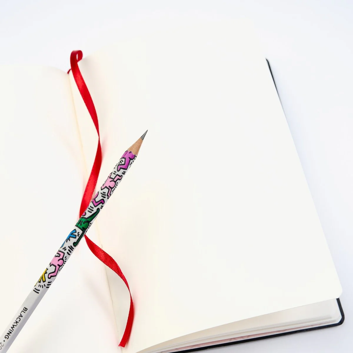 Blackwing Volume 292 - Keith Haring "Tokyo Pop-Shop" Notebook - Image 6