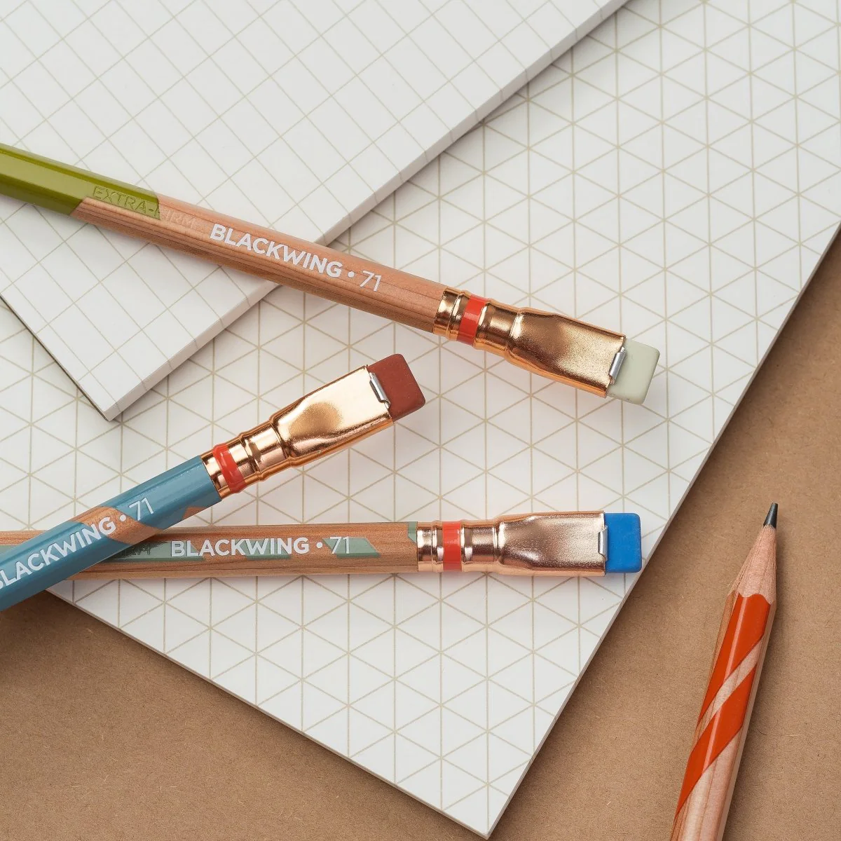 Blackwing Volume 71 (Set of 12) - Image 6
