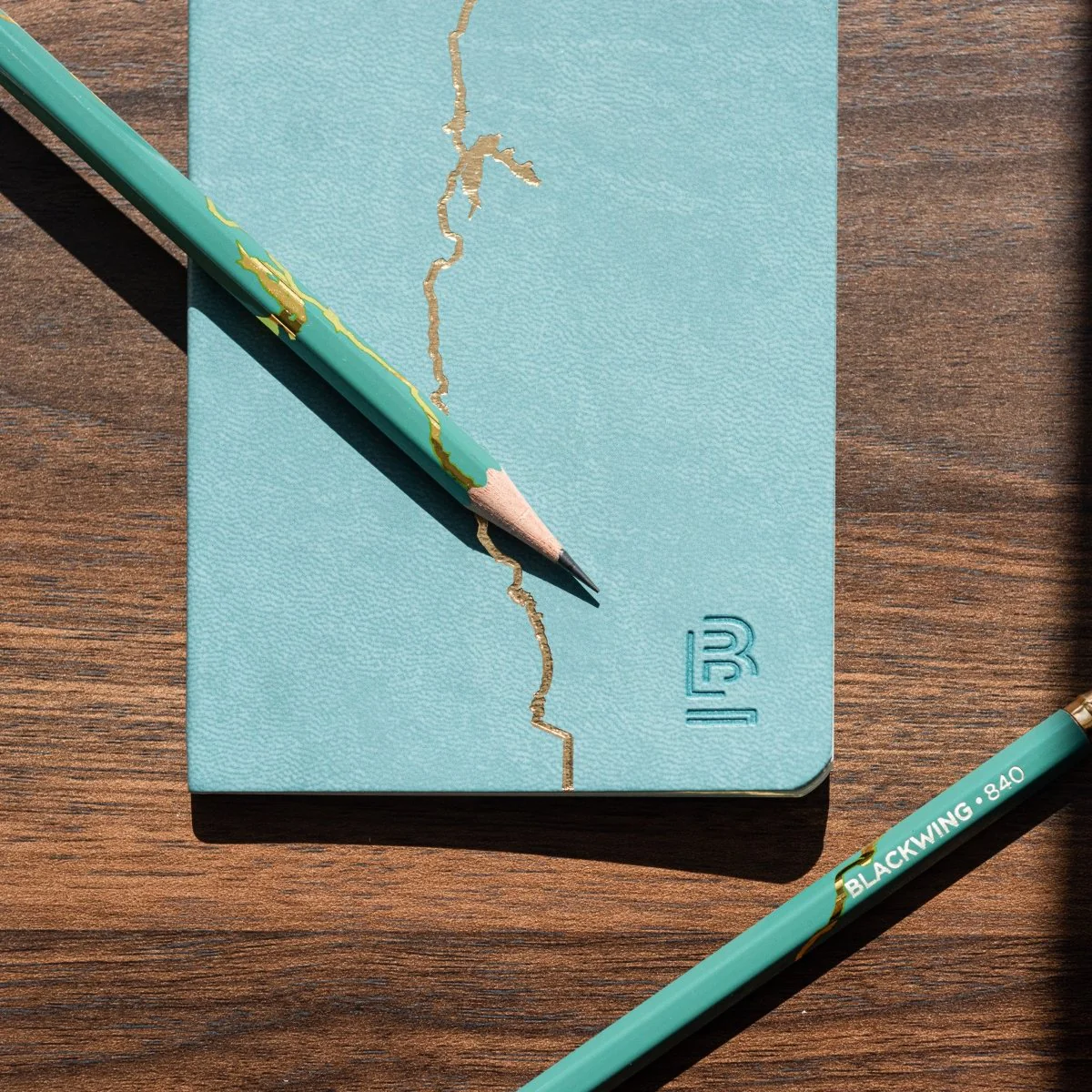 Blackwing Volume 840 Clutch Notebook (Set of 3) - Image 3