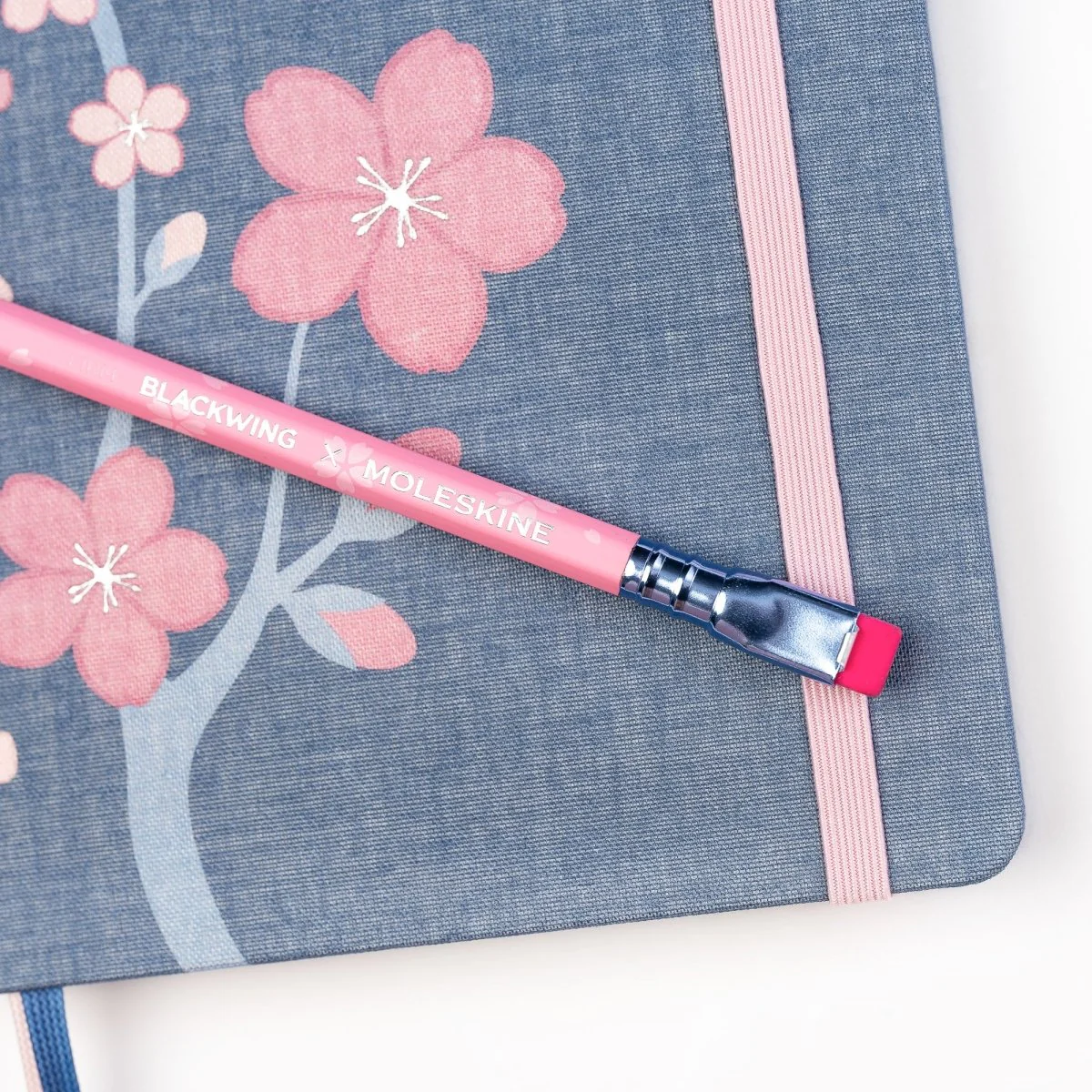 Blackwing x Moleskine Sakura Pencil and Notebook Set - Image 7